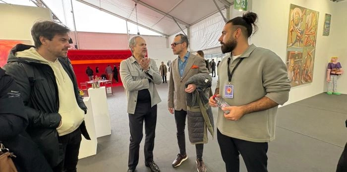 Image 2 of article El director general de Cultura visita a los artistas que exponen en UVNT Madrid y en Hybrid