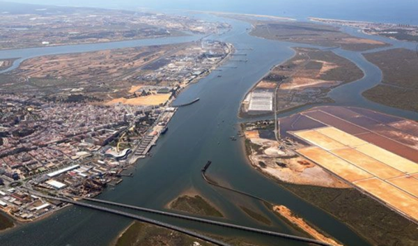Imagen del artículo La Junta refuerza la visión estratégica de los puertos como ejes vertebradores del territorio