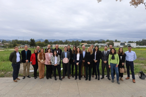 Imagen del artículo Los miembros del proyecto del Centro de Innovación de Chips de Málaga que lidera la SETT se reúnen para definir sus principales aspectos técnicos