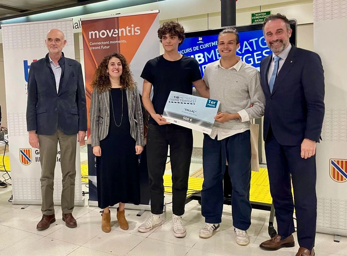Imagen del artículo El Govern entrega el premio al cortometraje Enllaç, ganador del concurso Tibmetratges