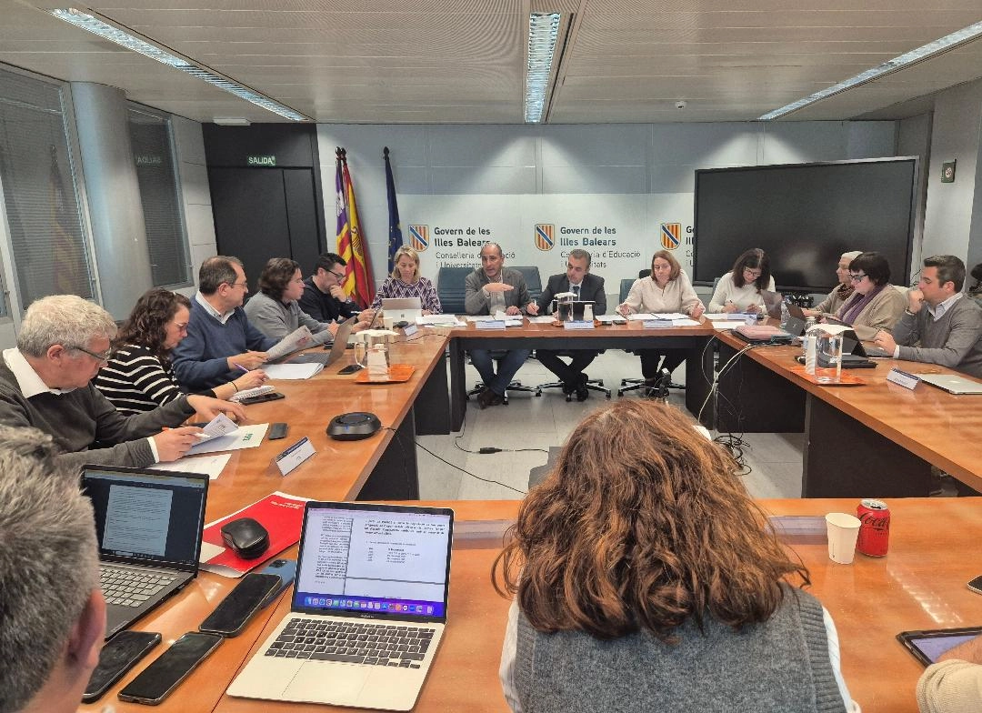 Imagen del artículo Educació da cumplimiento al Acuerdo marco 2023-2027 y mejora las condiciones de los centros concertados y su profesorado