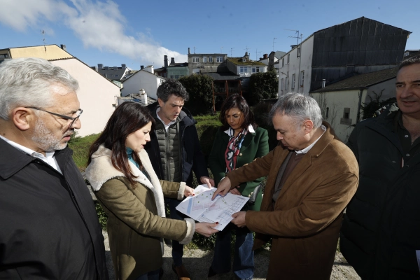 Imagen del artículo A conselleira de Vivenda e Planificación de Infraestruturas anuncia a apertura do prazo do concurso de ideas para recuperar o entorno do pazo de Dona Urraca en Lugo