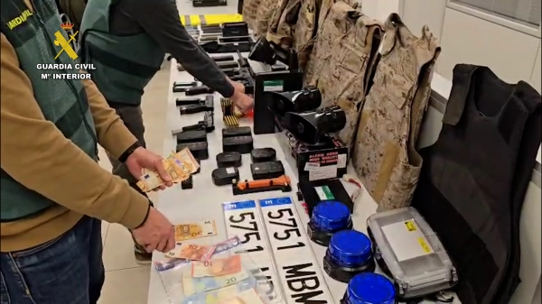 Image 2 of article Detenida una organización armada que se hacía pasar por policías para robar a narcotraficantes