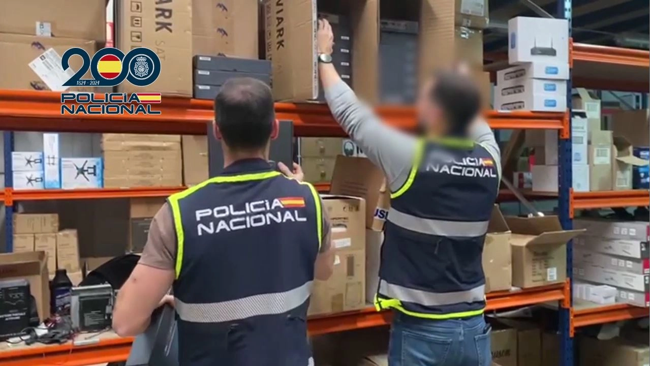 Imagen del artículo La Policía Nacional desmantela una organización criminal dedicada a la distribución ilegal de contenidos audiovisuales
