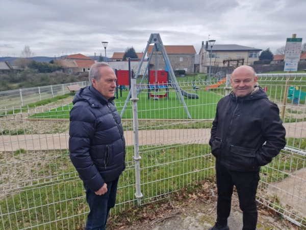 Imagen del artículo A Xunta subvenciona con máis de 30.000 euros a renovación do parque infantil da Graña, en Covelo
