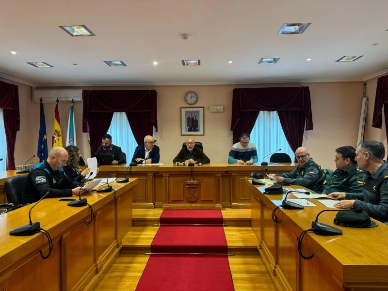 Imagen del artículo Eladio Santos destaca la reducción en un 15% de los hechos delictivos en Barbadás