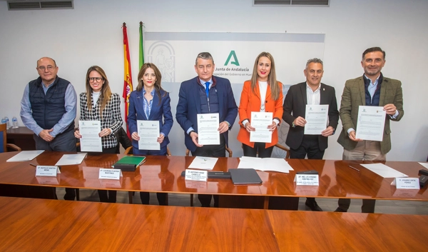 Imagen del artículo Ayamonte, Isla Cristina y Moguer se integran en el 112 Andalucía