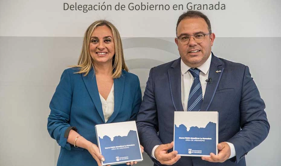 Imagen del artículo La Junta agilizará los trámites para la aprobación definitiva del PGOU de Almuñécar tras 36 años