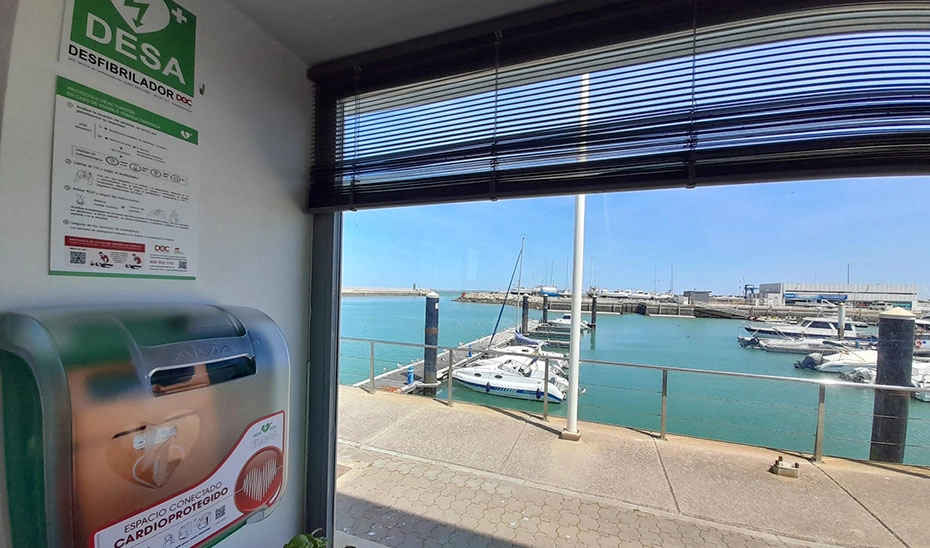 Imagen del artículo Los puertos andaluces de gestión directa estarán cardioprotegidos