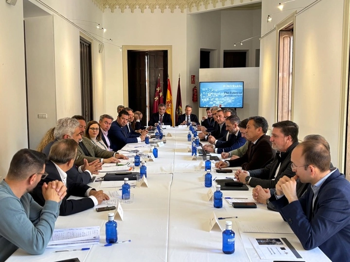 Imagen del artículo El Plan Industrial de la Región ampliará hasta 2035 el despliegue y alcance de sus medidas