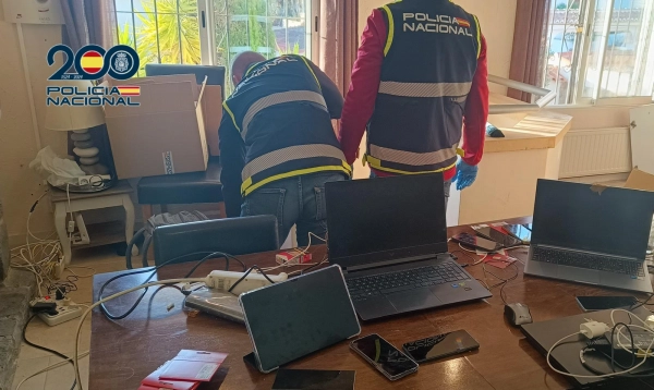 Image 0 of article La Policía Nacional desmantela un call center en Alicante desde donde se realizaban las estafas del sicario y del hijo en apuros
