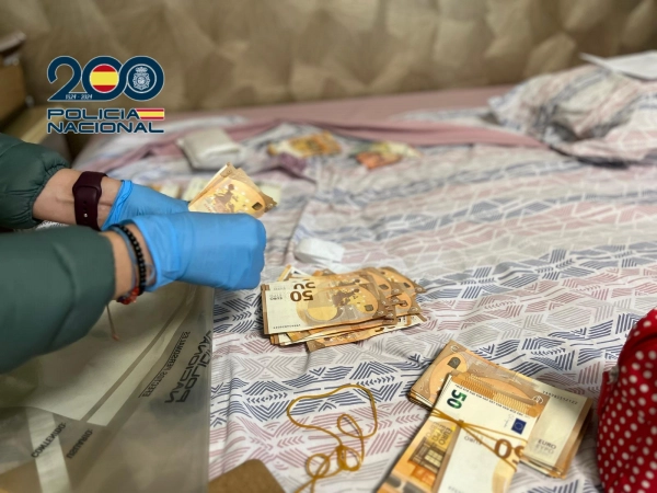 Image 1 of article La Policía Nacional desmantela un call center en Alicante desde donde se realizaban las estafas del sicario y del hijo en apuros