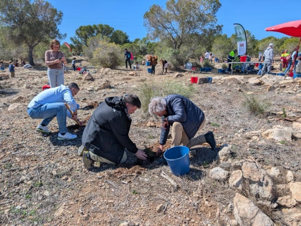 Image 1 of article La Generalitat refuerza su compromiso con el proyecto Alicante Renace en su labor de recuperación de espacios naturales
