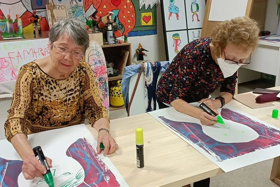 Image 1 of article El Consorci de Museus presenta 'La Alcachofa', el primer periódico elaborado por mujeres de más de 65 años que promueve la inclusión a través de la creatividad