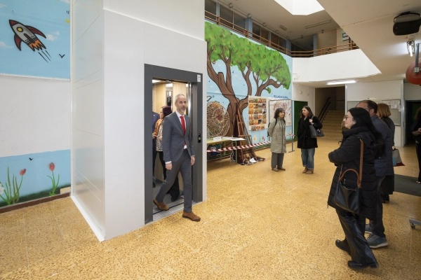 Imagen del artículo Educación invierte cerca de 190.000 euros en la mejora de la accesibilidad del CEIP Pedro del Hoyo de Colindres