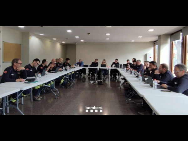 Imagen del artículo Nova reunió del Consell de Bombers Voluntaris a Bellver de Cerdanya per tractar aspectes que afecten el col·lectiu.