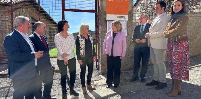 Image 5 of article Educación y la DPT refuerzan su apuesta por la escuela rural e invertirán este año un millón de euros en obras de mejora en 35 centros educativos