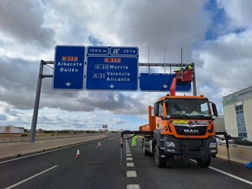 Image 1 of article El Gobierno autoriza licitar por 19,1 millones de euros un contrato para conservar 205 km de carreteras en la provincia de Albacete