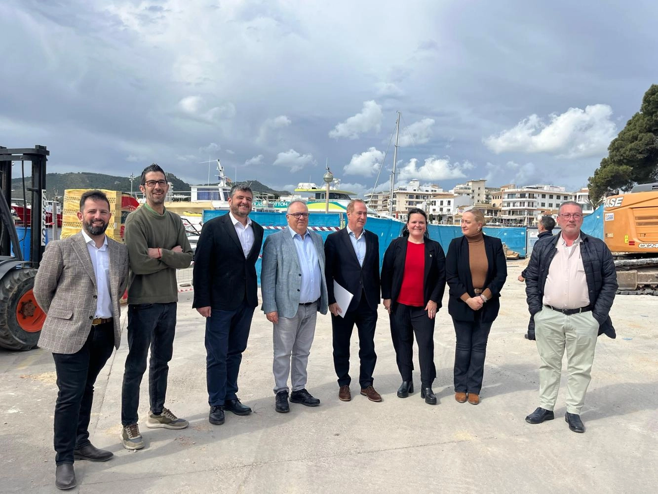 Imagen del artículo Arrancan las obras del nuevo edificio multiusos en el puerto de Cala Ratjada  