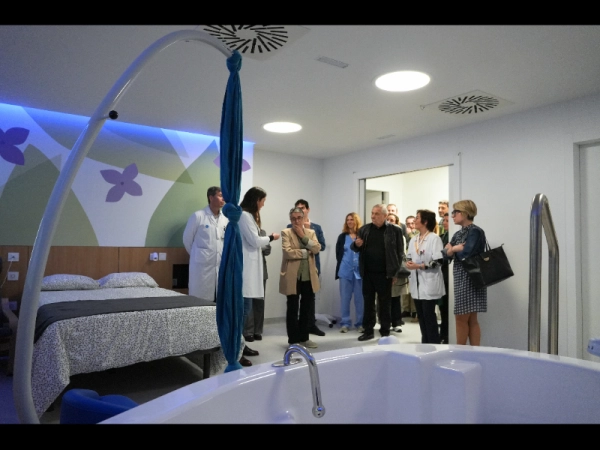 Imagen del artículo L'Hospital Joan XXIII de Tarragona inaugura la nova àrea d'obstetrícia, que aposta per una atenció a la dona més humana, segura i menys medicalitzada
