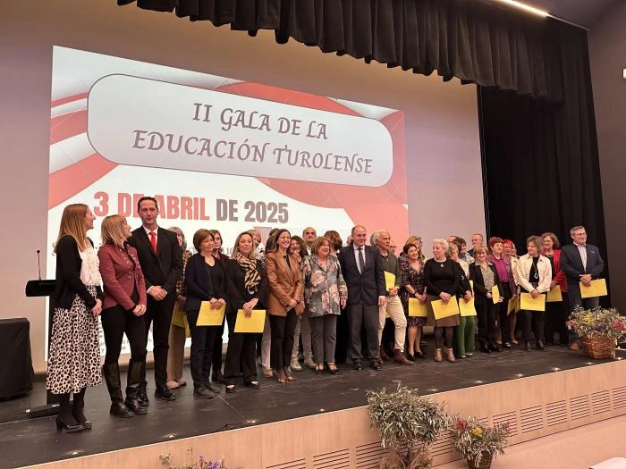 Image 1 of article Teruel agradece el compromiso y dedicación del personal jubilado del ámbito educativo en la provincia