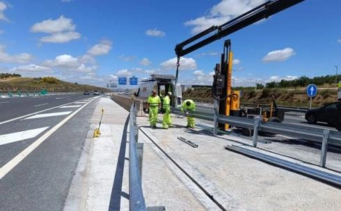 Image 1 of article Transportes adjudica por 18,6 millones de euros un contrato para la conservación de 273 km de carreteras en Granada