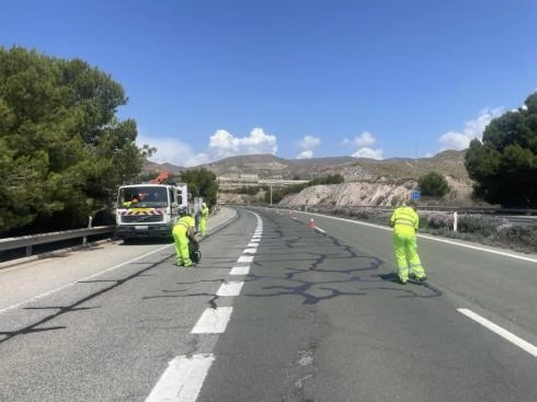 Image 0 of article Transportes adjudica por 15,5 millones de euros un contrato para la conservación de 274 km de carreteras en Almería