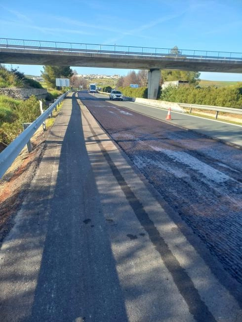 Image 2 of article Transportes inicia los trabajos para rehabilitar el firme de la A-4 en Córdoba con una inversión de 2,7 millones de euros