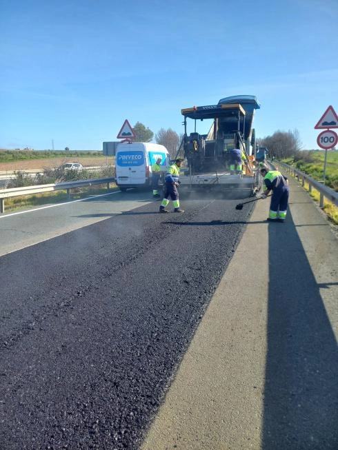 Image 4 of article Transportes inicia los trabajos para rehabilitar el firme de la A-4 en Córdoba con una inversión de 2,7 millones de euros