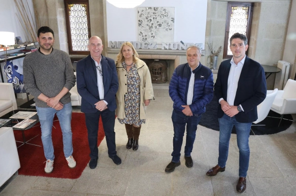 Image 3 of article Martina Aneiros destaca a Semana Santa de Ferrol como motor de dinamización turística e económica da cidade durante a lectura do pregón no Teatro Jofre