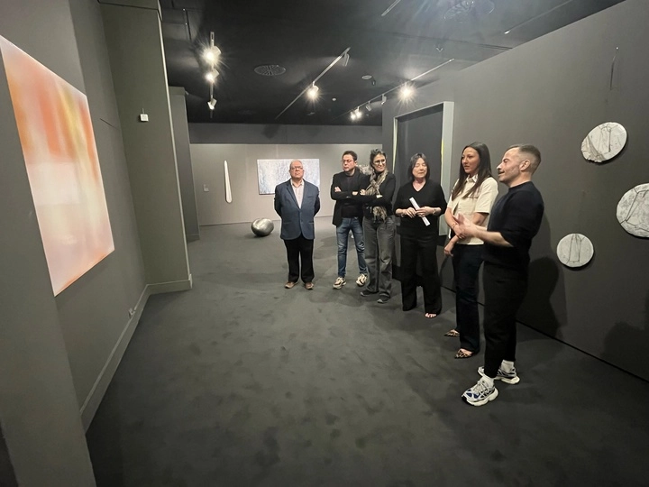 Imagen del artículo Cultura propone un recorrido por los 25 años de Artnueve con 25 obras de 25 artistas en el Museo Arqueológico