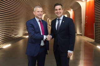 Imagen del artículo El consejero Mikel Jauregi mantiene un primer encuentro informal con el nuevo director general de Basquevolt, Pablo Fernández