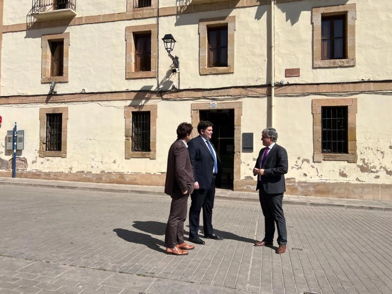 Imagen del artículo El Gobierno de La Rioja destina 1,3 millones de euros a la restauración del antiguo palacio abacial y botica del Monasterio de Santa María la Real de Nájera