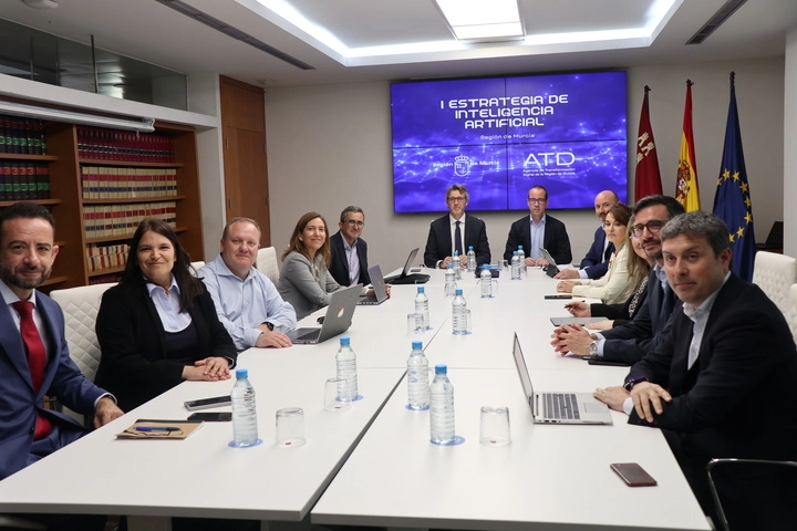 Imagen del artículo La Comunidad se reúne con las grandes multinacionales tecnológicas para seguir avanzando en la Estrategia de IA