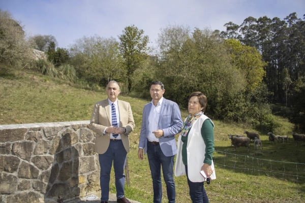Imagen del artículo Media estudia con el alcalde de Ruiloba la construcción de viviendas sociales en una parcela propiedad de Gesvican con una inversión cercana a los 5,5 millones de euros