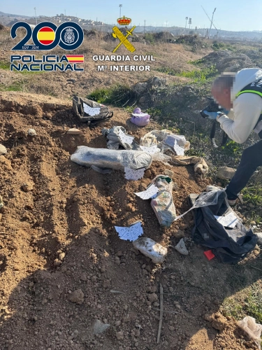 Image 3 of article Desmantelada una organización criminal dedicada al tráfico de armas de guerra que contaba con una galería de tiro subterránea