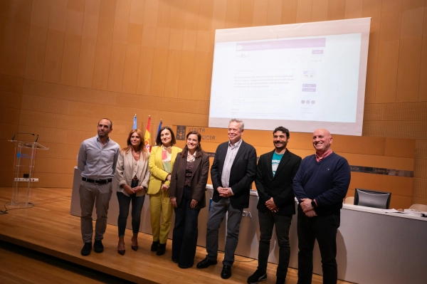 Imagen del artículo Gómez Caamaño salienta o potencial investigador do estudantado galego que afondou no sistema nervioso a través do programa 'Reimaxina a Ciencia'