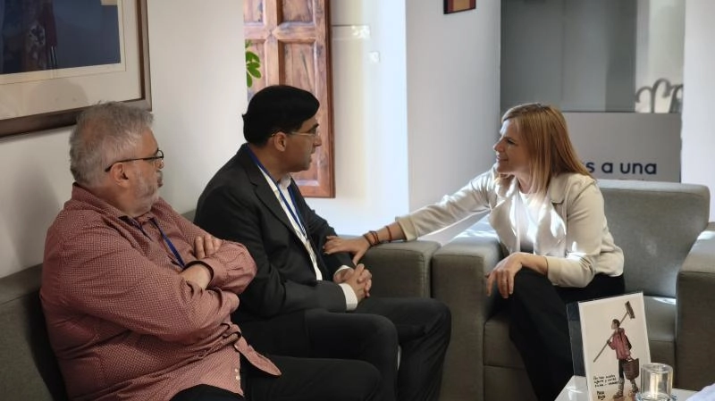 Imagen del artículo 550 aniversario del ajedrez moderno en València. Recepción del ajedrecista Viswanathan Anand