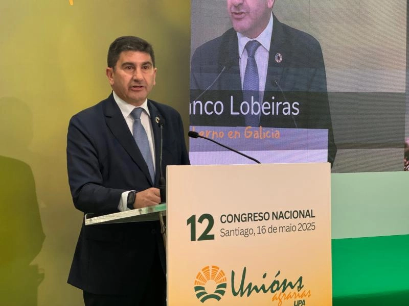 Imagen del artículo Pedro Blanco defiende en Santiago el trabajo, el diálogo y la colaboración del Gobierno con el sector agrario para garantizar el futuro del rural en Galicia