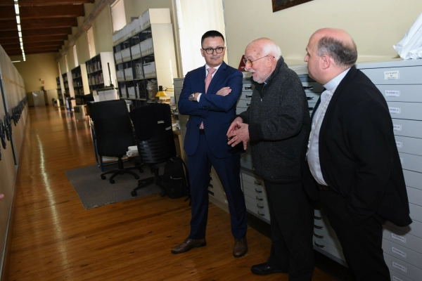 Imagen del artículo A Xunta enxalza os 75 anos de traballo do Lar Gallego de Pamplona como referente na rede de 65 centros galegos promotores da nosa cultura en España