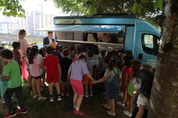 Imagen del artículo Continúa a iniciativa 'De Pobra a Portosín, tapeando polo mar', impulsada polos empresarios da zona e financiada por mar