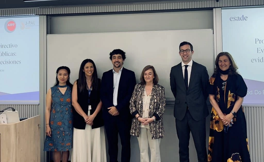 Imagen del artículo Cristina Herrero inaugura el curso de ESADE sobre evaluación de políticas públicas para gestores públicos