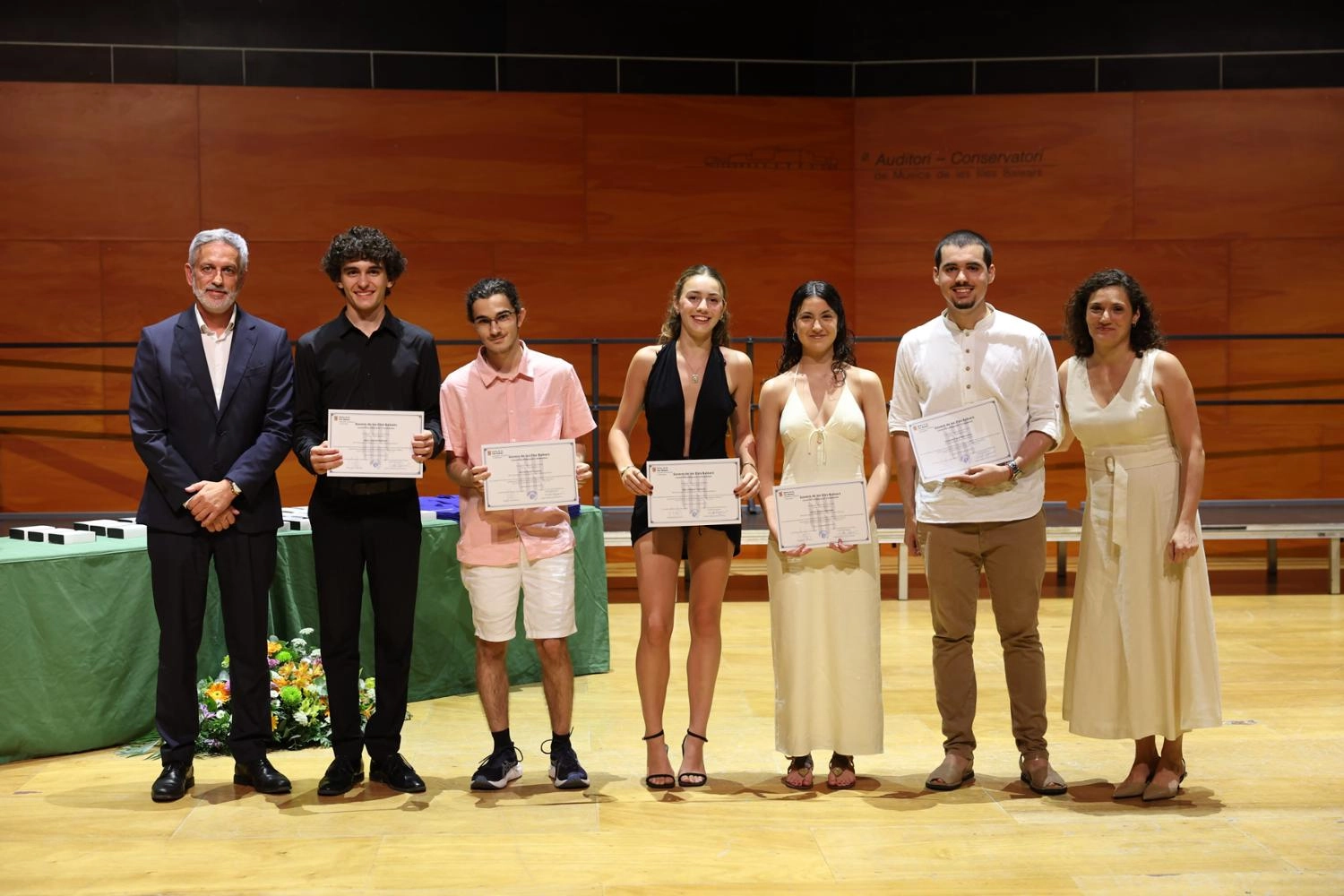 Imagen del artículo La Conselleria de Educació i Universitats entrega los Premios Extraordinarios de las Enseñanzas Artísticas Profesionales 2024-2025