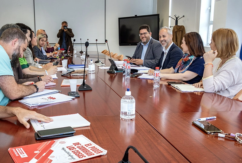 Imagen del artículo Educación lamenta el anuncio de huelga y mantiene vigente su propuesta de subida salarial de 180 euros mensuales y mejora de sexenios