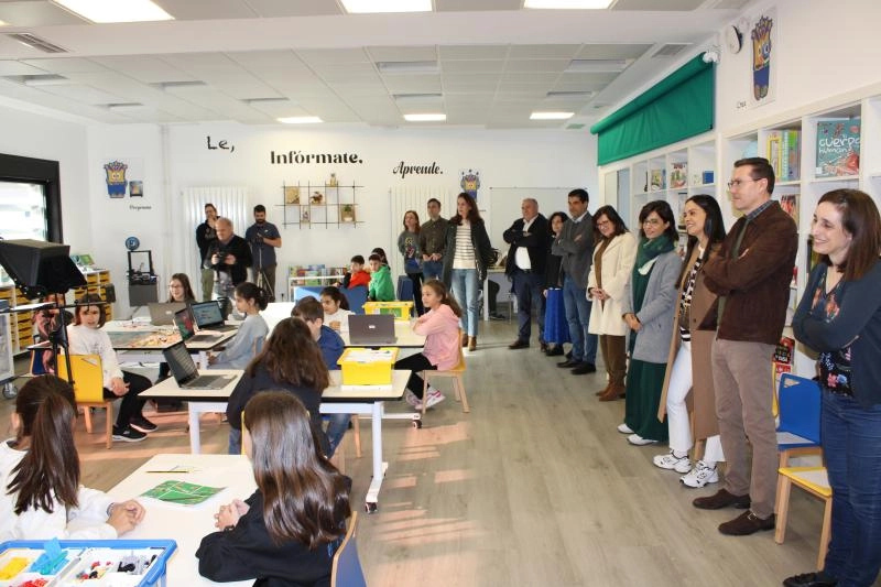 Imagen del artículo El colegio Amadeo Rodríguez Barroso, de Ourense, inaugura una nueva biblioteca escolar más amplia y mejor equipada