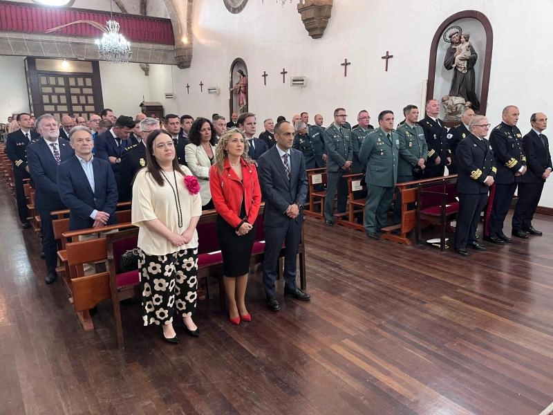 Imagen del artículo La Delegada Territorial de Ferrol y la presidenta de Portos de Galicia asisten al homenaje al Cristo de los Navegantes, patrón de la Policía Portuaria