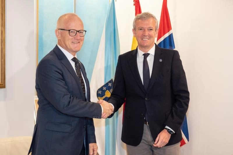 Imagen del artículo Rueda recibe al embajador de Noruega con el objetivo de afianzar las relaciones institucionales y comerciales entre Galicia y el país escandinavo