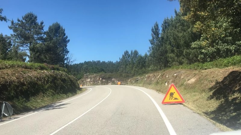 Imagen del artículo La Xunta  ejecutará la próxima semana actuaciones de acondicionamiento en las márgenes de 3 carreteras autonómicas en las comarcas de Bergantiños, Lemos y Pontevedra