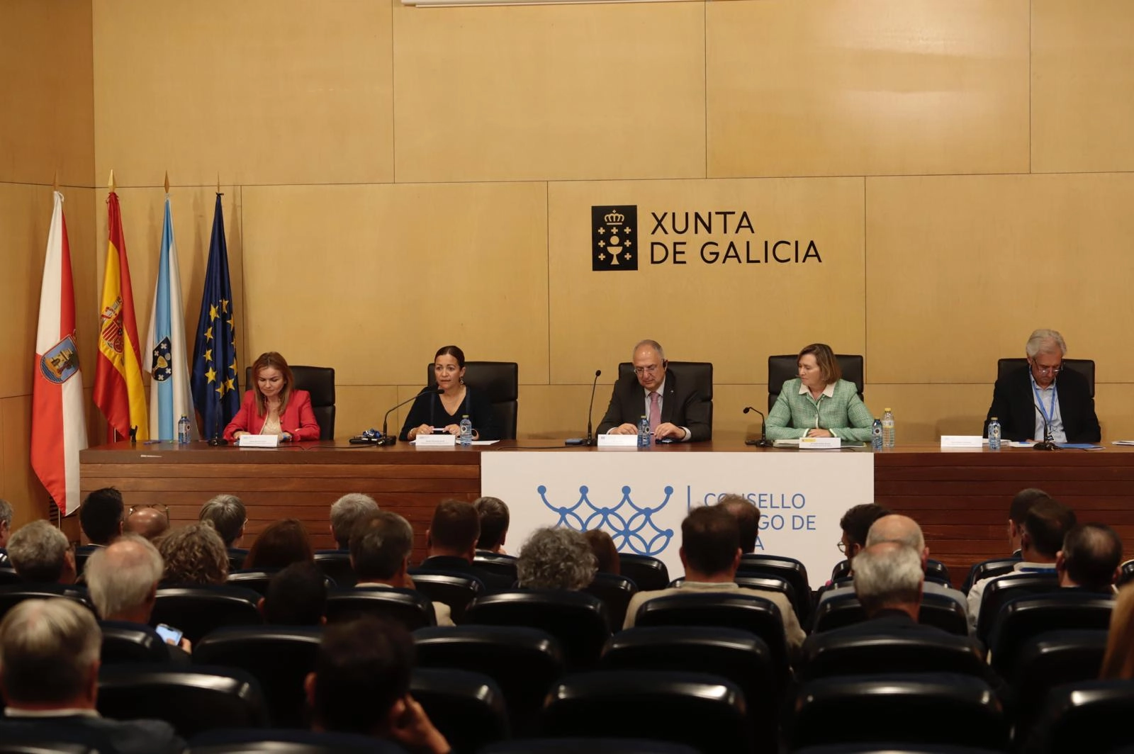 Image 1 of article A Xunta traslada ao comisario de pesca a dimensión socioeconómica do conxunto da cadea mar-industria e o seu impacto na principal rexión pesqueira de Europa