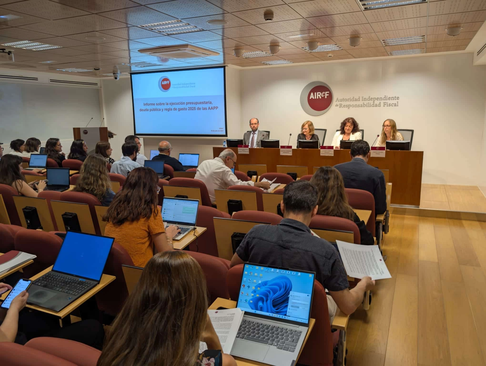 Imagen del artículo La AIReF alerta de las inconsistencias entre el marco fiscal europeo y el nacional